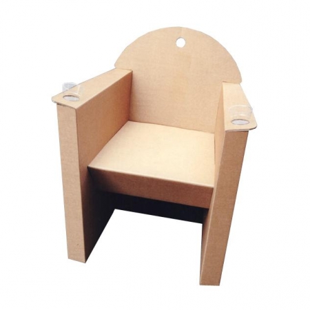 Fauteuil en carton avec accoudoirs percs  