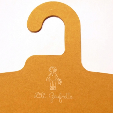 cintre en carton dtail cintre en carton sur mesure cardboard hook  