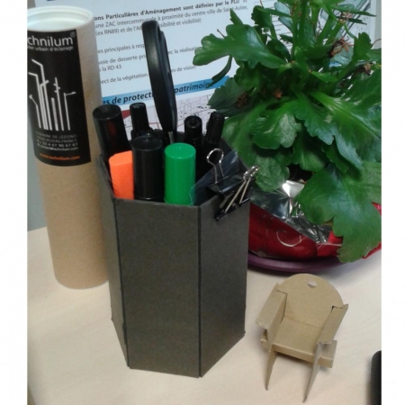 pots  Crayons pliable en carton  