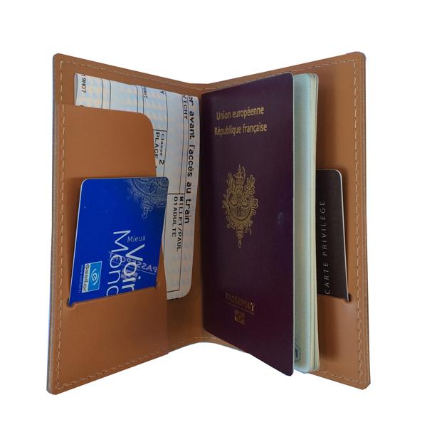 Étuis à passeport personnalisé en cuir recyclé